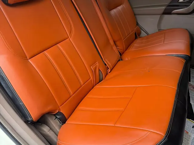 Used Mahindra XUV500 [2015-2018] W8 [2015-2017] in Agra