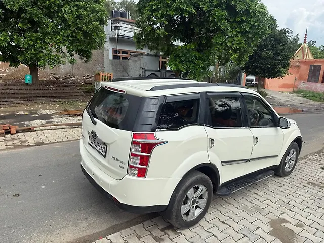 Used Mahindra XUV500 [2015-2018] W8 [2015-2017] in Agra