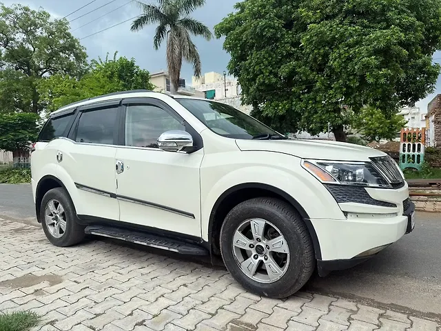 Used Mahindra XUV500 [2015-2018] W8 [2015-2017] in Agra