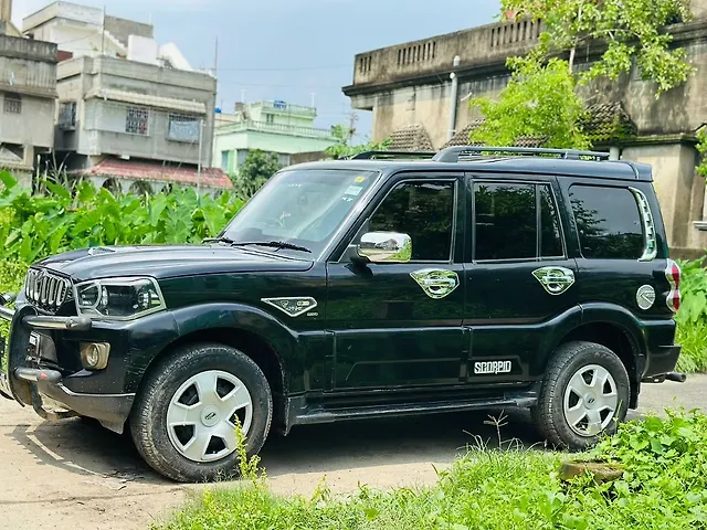 Used Mahindra Scorpio 2021 S7 140 2WD 7 STR in Kolkata