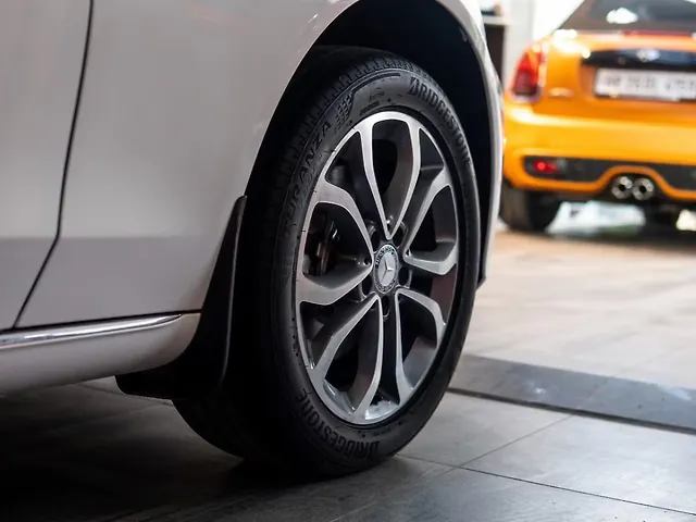 Used Mercedes-Benz C-Class [2014-2018] C 200 Avantgarde in Delhi