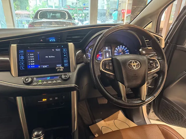 Used Toyota Innova Crysta [2016-2020] 2.4 ZX AT 7 STR in Mumbai