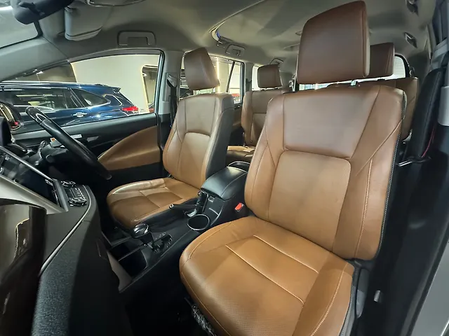 Used Toyota Innova Crysta [2016-2020] 2.4 ZX AT 7 STR in Mumbai