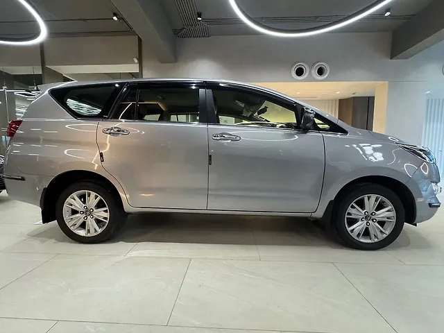 Used Toyota Innova Crysta [2016-2020] 2.4 ZX AT 7 STR in Mumbai