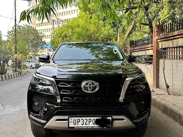Used 2024 Toyota Fortuner in Lucknow