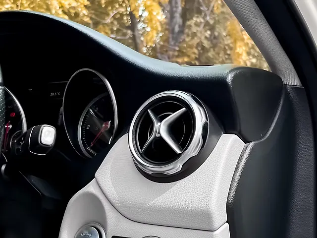 Used Mercedes-Benz GLA [2017-2020] 200 d Sport in Delhi