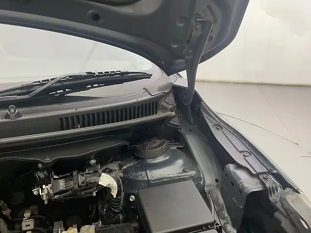 Used Maruti Suzuki Baleno Zeta MT [2022-2023] in Ahmedabad