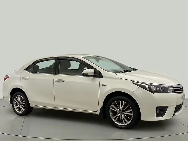 Used 2015 Toyota Corolla Altis in Delhi