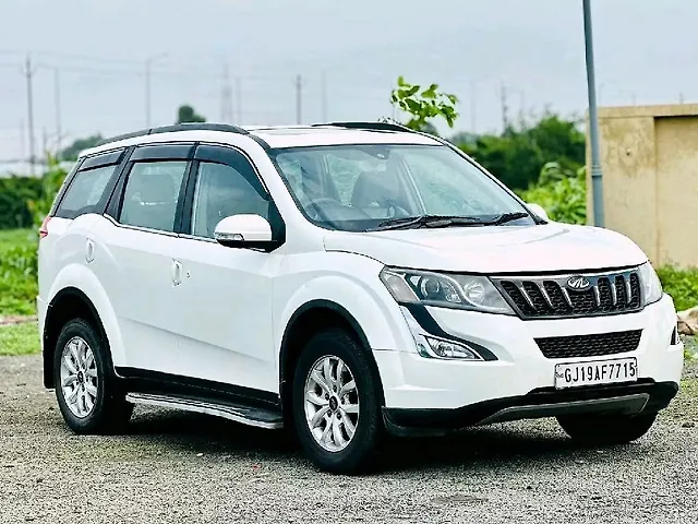 Used Mahindra XUV500 [2015-2018] W10 AT 1.99 in Surat