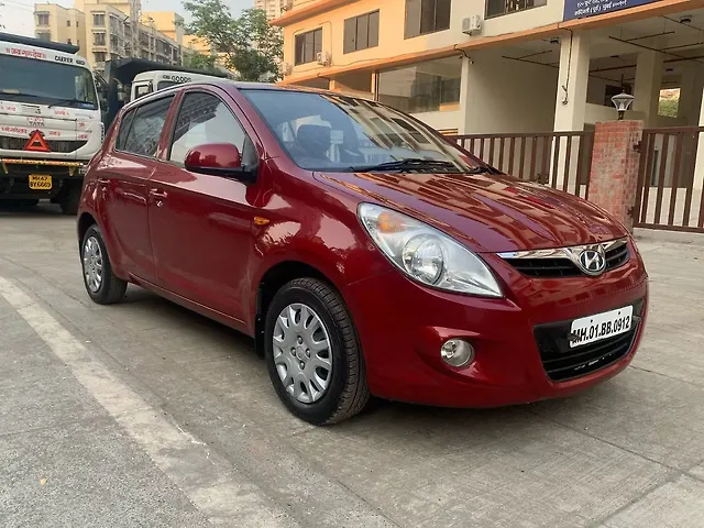 Used 2011 Hyundai i20 in Mumbai