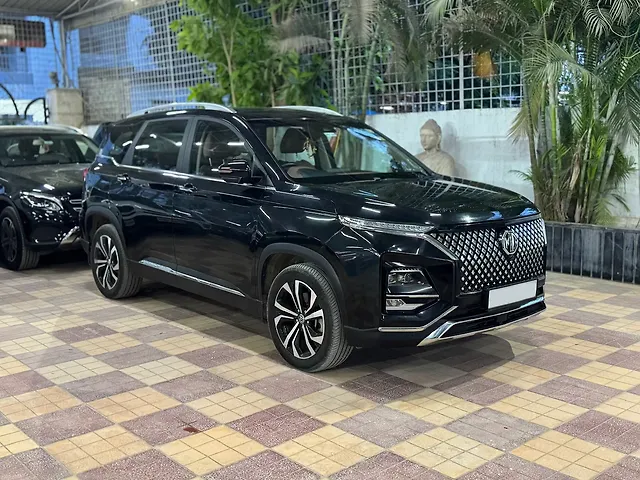 Used MG Hector Plus Savvy Pro 1.5 Turbo Petrol CVT 7 STR in Hyderabad