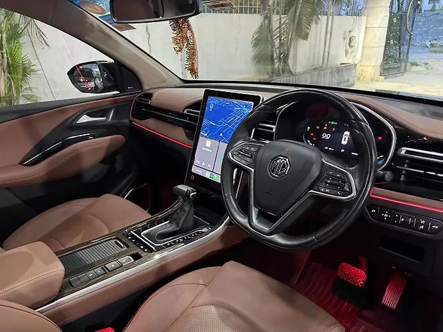 Used MG Hector Plus Savvy Pro 1.5 Turbo Petrol CVT 7 STR in Hyderabad