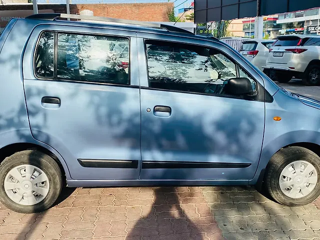 Used Maruti Suzuki Wagon R 1.0 [2010-2013] LXi CNG in Lucknow