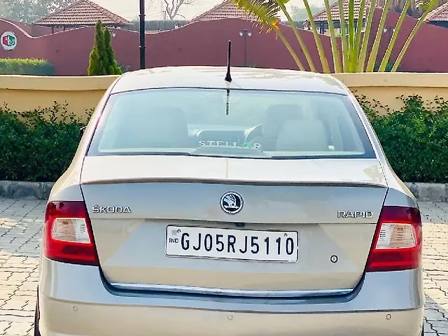 Used Skoda Rapid Style 1.6 MPI AT in Surat