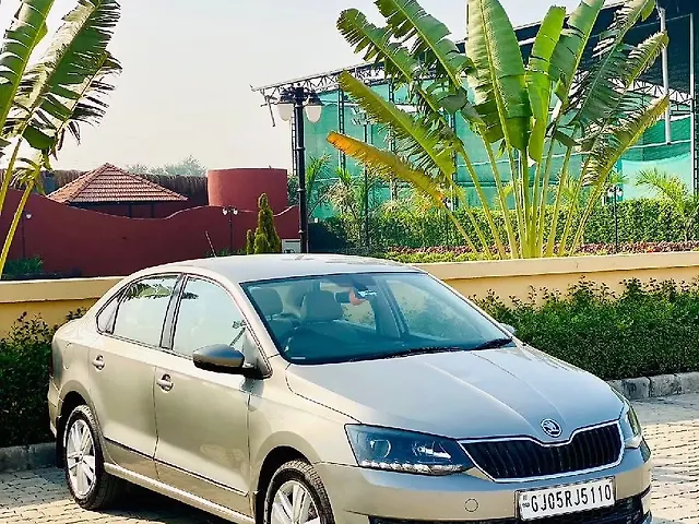 Used Skoda Rapid Style 1.6 MPI AT in Surat