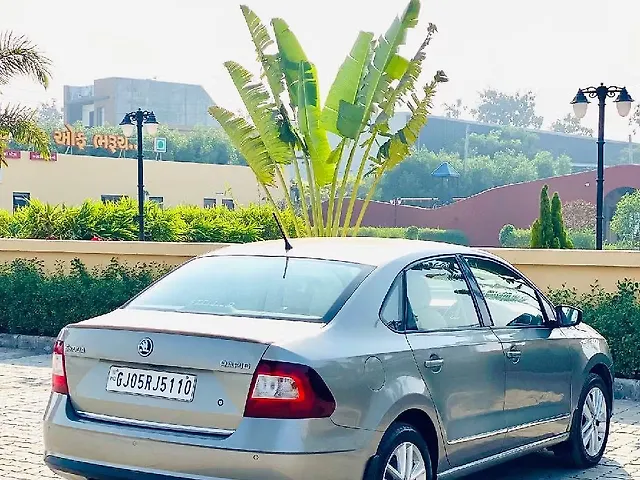 Used Skoda Rapid Style 1.6 MPI AT in Surat