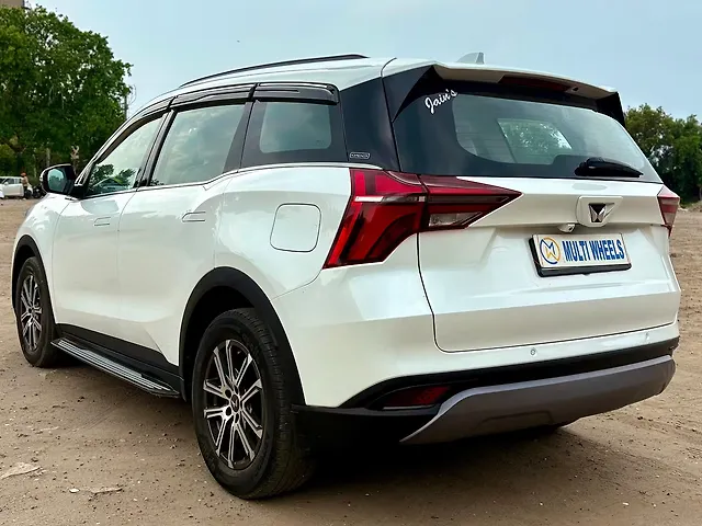 Used Mahindra XUV700 AX 7 Petrol AT Luxury Pack 7 STR [2021] in Delhi
