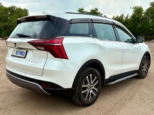 Used Mahindra XUV700 AX 7 Petrol AT Luxury Pack 7 STR [2021] in Delhi