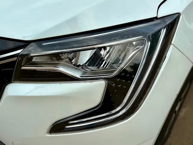 Used Mahindra XUV700 AX 7 Petrol AT Luxury Pack 7 STR [2021] in Delhi