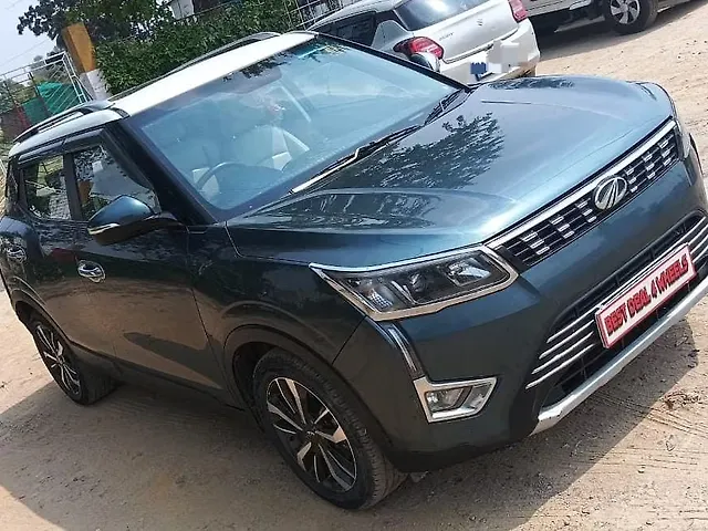 Used Mahindra XUV300 [2019-2024] W8 (O) 1.2 Petrol in Lucknow