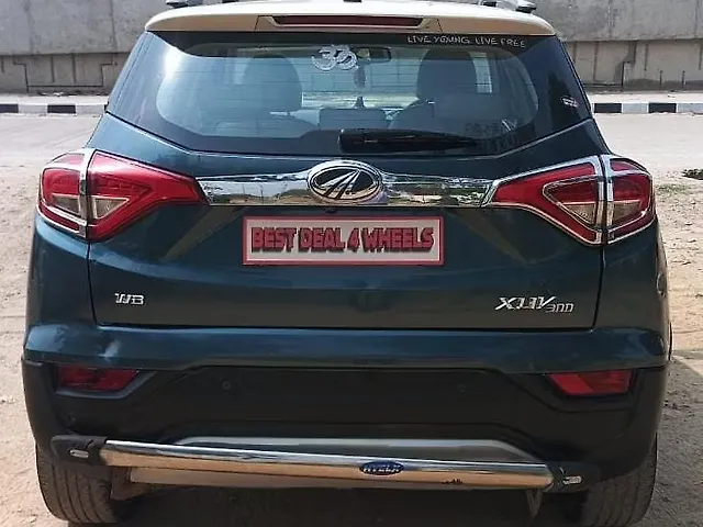 Used Mahindra XUV300 [2019-2024] W8 (O) 1.2 Petrol in Lucknow