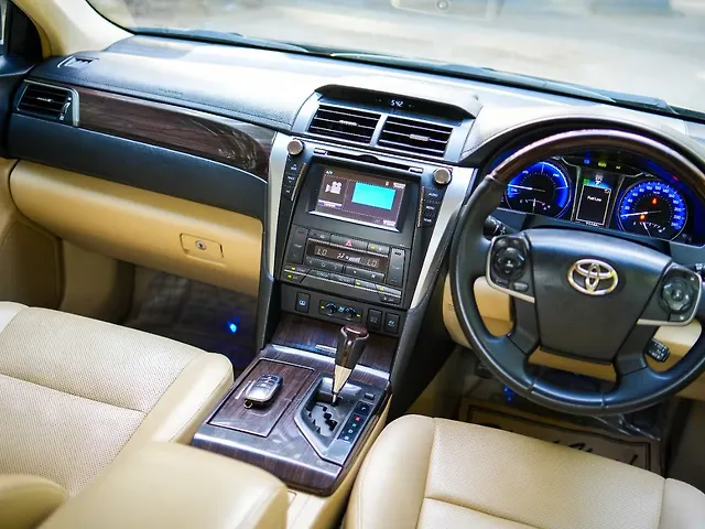 Used Toyota Camry [2015-2019] Hybrid [2015-2017] in Delhi