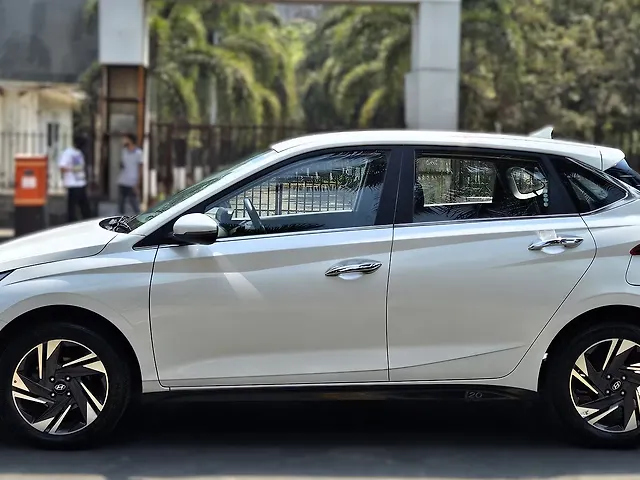 Used Hyundai i20 [2020-2023] Asta 1.2 IVT in Mumbai