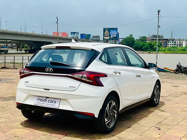 Used Hyundai i20 [2020-2023] Sportz 1.2 IVT [2020-2023] in Mumbai