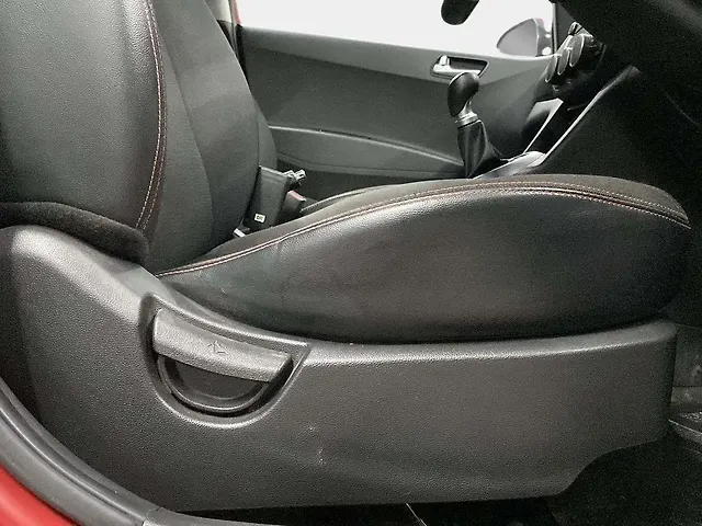 Used Hyundai Grand i10 Sportz 1.2 Kappa VTVT Dual Tone in Mumbai