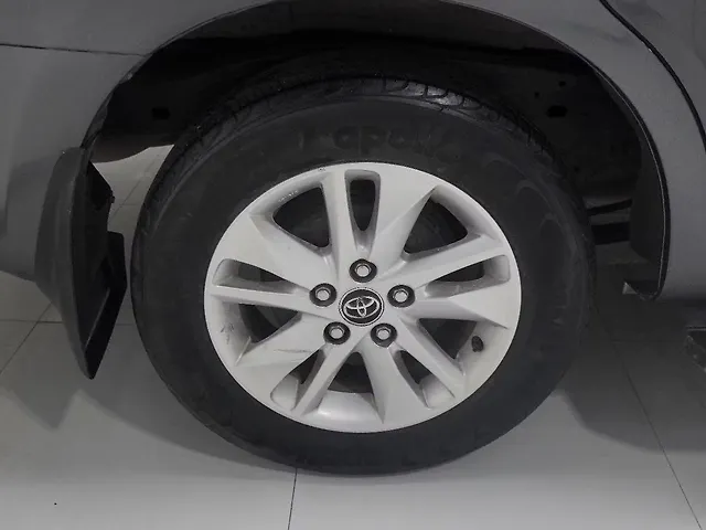Used Toyota Innova Crysta [2016-2020] 2.8 GX AT 8 STR [2016-2020] in Hyderabad
