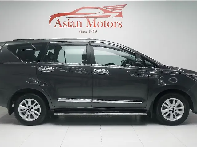 Used Toyota Innova Crysta [2016-2020] 2.8 GX AT 8 STR [2016-2020] in Hyderabad