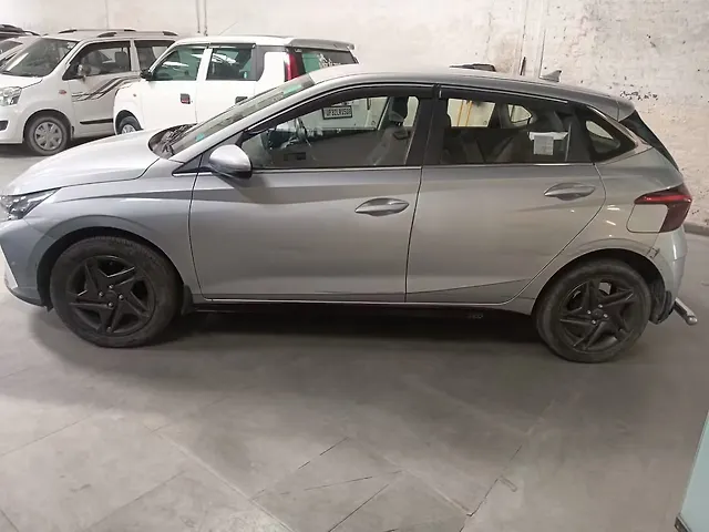 Used Hyundai i20 [2020-2023] Sportz 1.2 IVT [2020-2023] in Lucknow