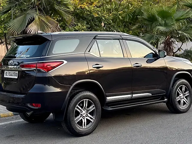 Used Toyota Fortuner [2016-2021] 2.8 4x2 AT [2016-2020] in Delhi