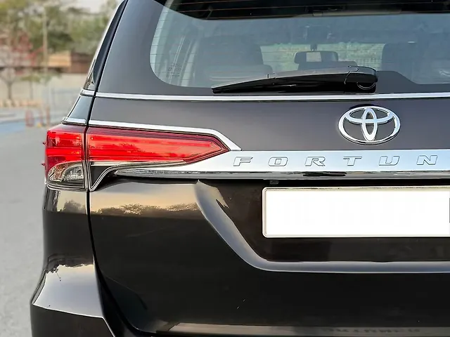 Used Toyota Fortuner [2016-2021] 2.8 4x2 AT [2016-2020] in Delhi
