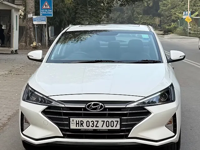 Used 2020 Hyundai Elantra in Delhi