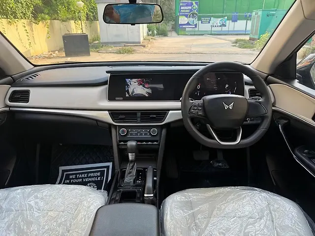 Used Mahindra XUV700 AX 5 Diesel AT 7 STR [2021] in Delhi