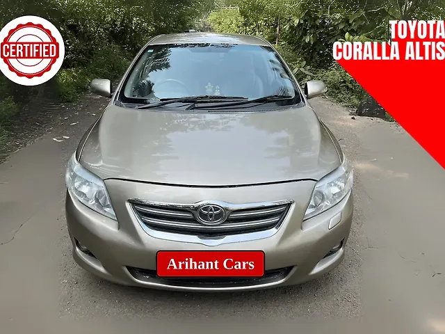 Used 2011 Toyota Corolla Altis in Mumbai