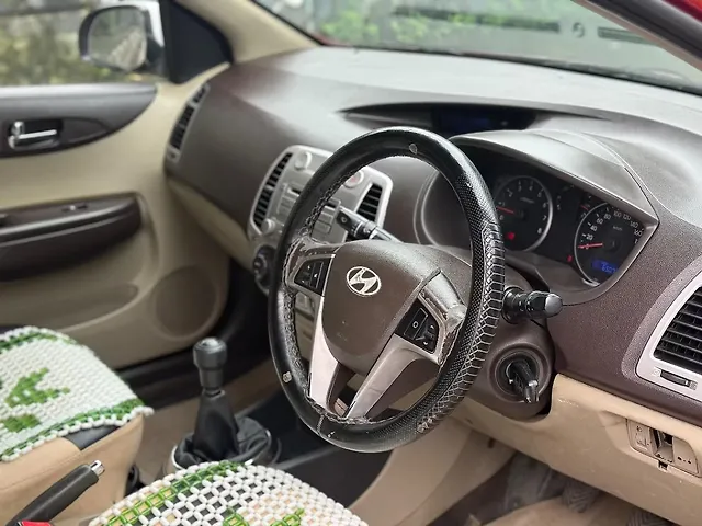 Used Hyundai i20 [2010-2012] Sportz 1.2 BS-IV in Mumbai