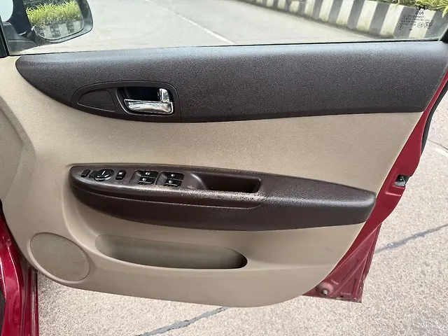 Used Hyundai i20 [2010-2012] Sportz 1.2 BS-IV in Mumbai