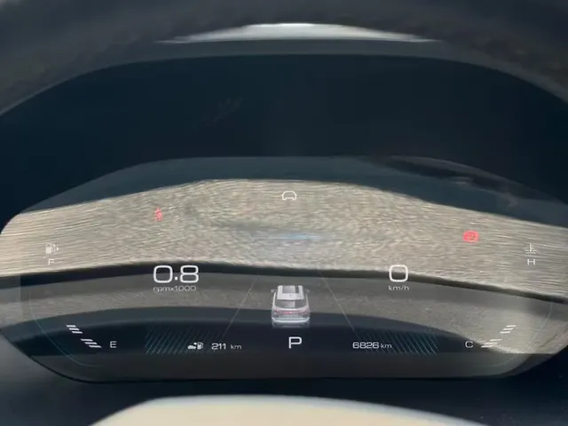 Used MG Hector Plus Sharp Pro 1.5 Turbo Petrol CVT 6 STR in Delhi
