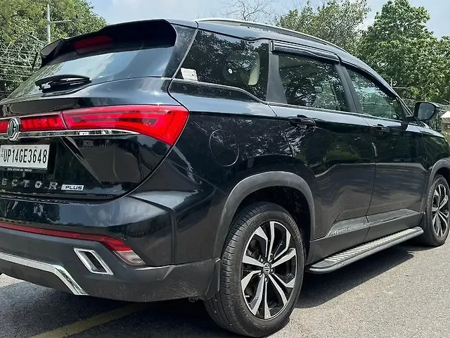 Used MG Hector Plus Sharp Pro 1.5 Turbo Petrol CVT 6 STR in Delhi