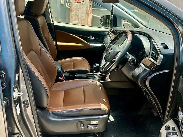 Used Toyota Innova Crysta [2016-2020] 2.8 ZX AT 7 STR [2016-2020] in Chennai