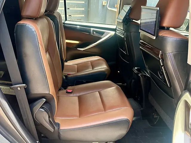 Used Toyota Innova Crysta [2016-2020] 2.8 ZX AT 7 STR [2016-2020] in Chennai