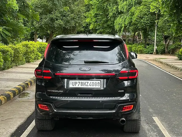 Used Ford Endeavour [2016-2019] Titanium 3.2 4x4 AT in Kanpur