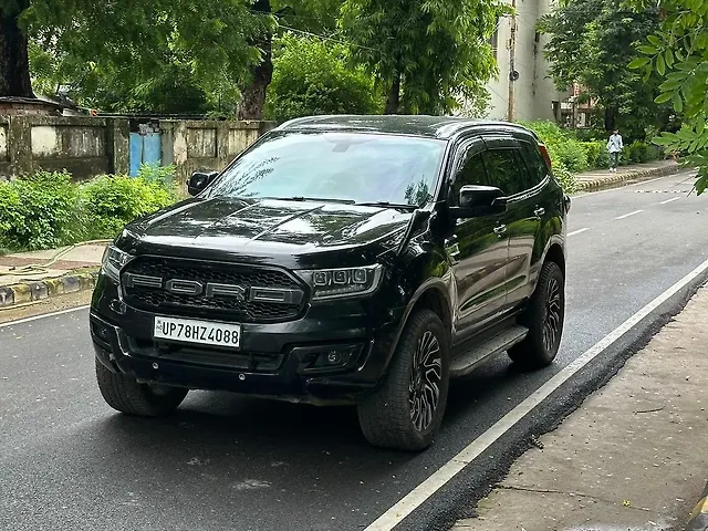 Used Ford Endeavour [2016-2019] Titanium 3.2 4x4 AT in Kanpur