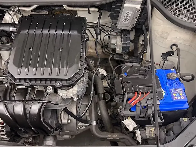 Used Volkswagen Polo Comfortline Plus 1.0L MPI in Chennai