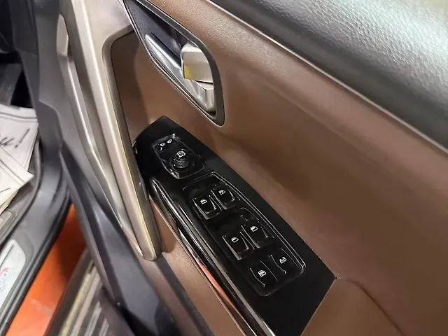 Used Mahindra Scorpio N Z8 L Petrol AT 7 STR [2022] in Delhi