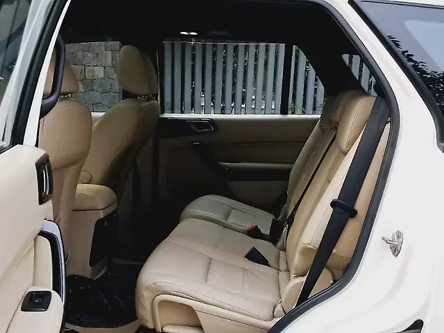 Used Ford Endeavour [2016-2019] Titanium 3.2 4x4 AT in Delhi