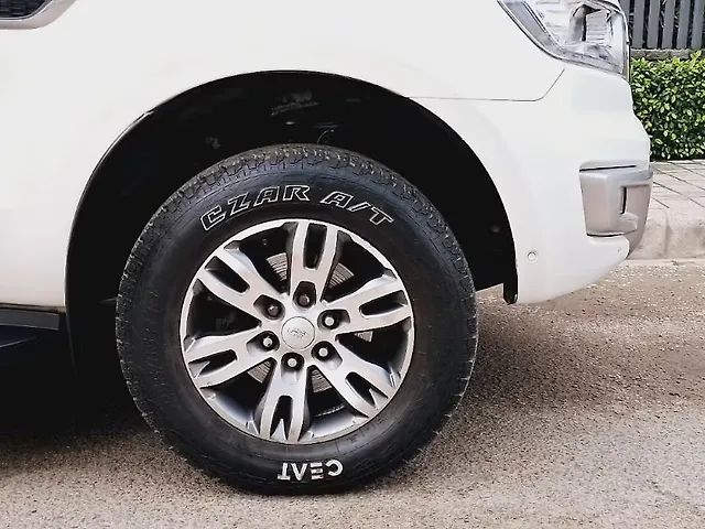 Used Ford Endeavour [2016-2019] Titanium 3.2 4x4 AT in Delhi