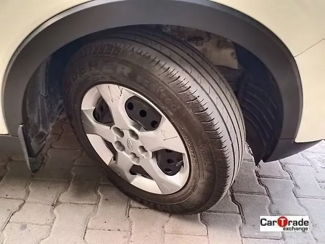 Used Mahindra XUV300 [2019-2024] 1.5 W6 [2019-2020] in Kanpur